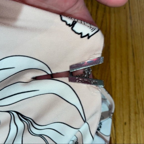 CK 3/4 sleeves blouse - Picture 6 of 7